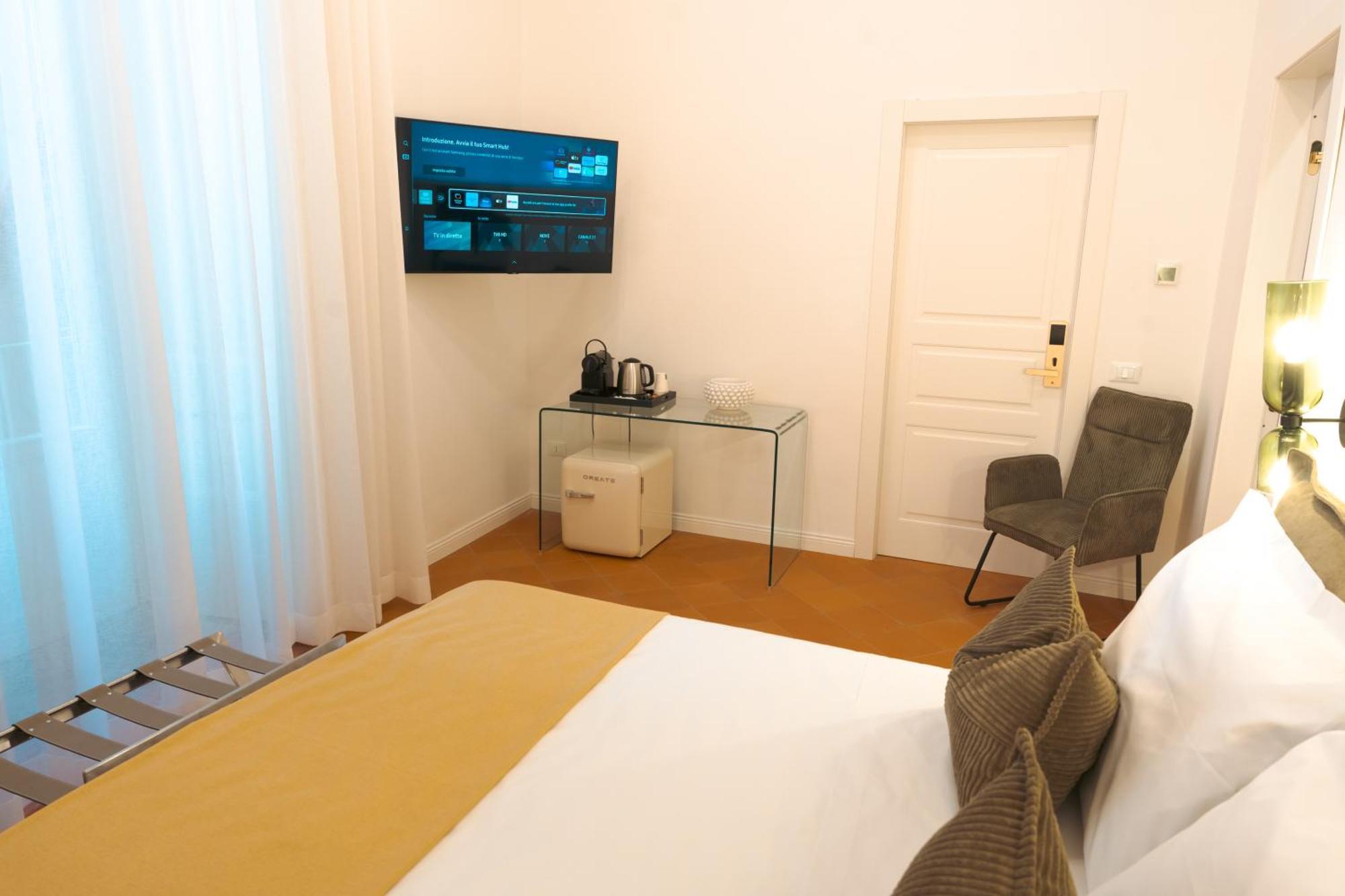 Palazzo Castriota Scanderbeg Guest house
